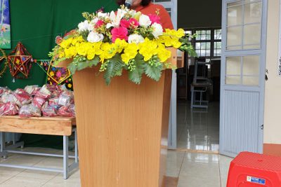 TRƯỜNG TIỂU HỌC CAO THẮNG TỔ CHỨC ” VUI HỘI TRĂNG RẰM”