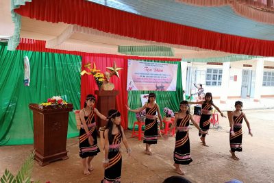 Trường Tiểu học Cao  Thắng tổ chức Hội Thi văn nghệ chào mừng ngày Nhà giáo Việt Nam 20/11